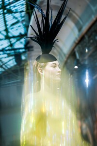 Alexandre-Vauthier-Haute-Couture-SS20-Paris-29795-1579626270.thumb.jpg.9100f7a540767fae94ccda3b0b9d5920.jpg