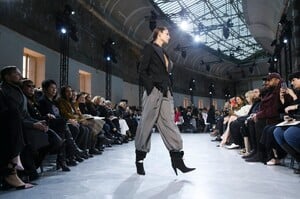Alexandre-Vauthier-Haute-Couture-SS20-Paris-9378-1579625987.jpg