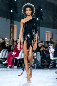 Alexandre-Vauthier-Haute-Couture-SS20-Paris-9438-1579626055.thumb.jpg.c706eb2d89ef99fc86ae5d6a9e9fc0c8.jpg