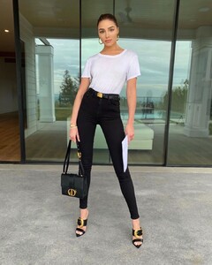 C760D586-76E9-41C2-A5D8-A66CE7B76A5F.jpeg