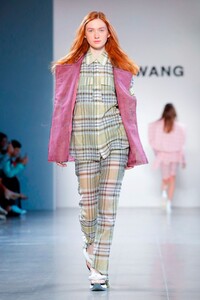 Damo-Wang-RTW-SS20-New-York-0965-1567783430.thumb.jpg.3aee7329da8c90fa61976b0745af9c93.jpg
