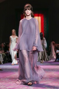 Dior-Haute-Couture-SS20-Paris-0568-1579532864.thumb.jpg.2a5bdcfc7cf7f05b7c6e02b2d5f19725.jpg