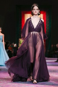 Dior-Haute-Couture-SS20-Paris-0736-1579533125.thumb.jpg.af6d3f33eea0809e70922ab5b8f8ed13.jpg