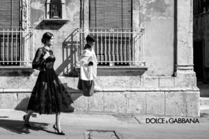Dolce-Gabbana-Spring-Summer-2020-Campaign04.jpg