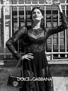 Dolce-Gabbana-Spring-Summer-2020-Campaign19.jpg