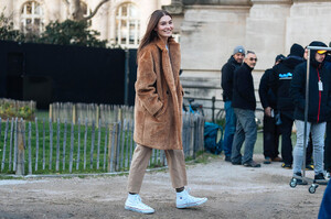 Grace-Elizabeth-MJJ_1280.thumb.jpg.de2cb492aa7880fef63649b6395362d4.jpg