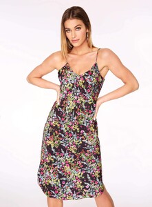 HYDW-1011-BLACK_FLORAL-0264_1_1961f479-676a-4f6a-ab9e-0dba37982aed.thumb.jpg.b6f3c98477e8ede118820fbdbaeacde1.jpg