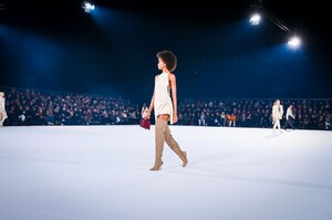 Jacquemus-Menswear-FW20-Paris-7946-1579373669.thumb.jpg.c28a1f18707c908a94740ed99b291275.jpg