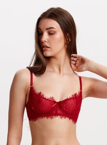 KBR_1081_RED_KISSKILL_DOLCE_RED_LACE_BRA_0184_TOP_1024x1024.jpg