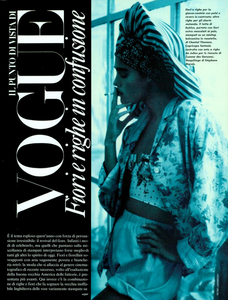 Lindbergh_Vogue_Italia_June_1985_01.thumb.png.7408aaf9c4b150ada2a6a7dae1504cc9.png