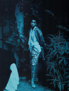 Lindbergh_Vogue_Italia_June_1985_06.thumb.png.11ba4deca2935b5d79c3cc046be55177.png