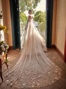 Magnolia-cape-back-640x856.jpg