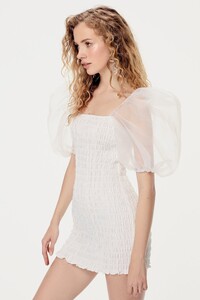 PUFFSLEEVEORGANZA_WHITE_3.thumb.jpg.7aa1a0ec9e218dee6d2436d15acbaa1b.jpg