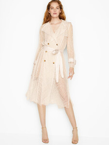 S20_LOOK180_F.jpg