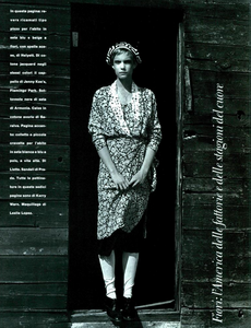 Watson_Vogue_Italia_June_1985_15.thumb.png.c17679db5c62e043f152092668e96070.png