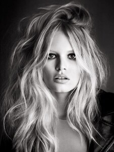 anna-ewers-208.jpg