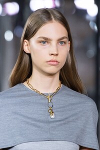 burberry_0088.thumb.jpg.5a4e816a9c057a3c079ab89dd5687a23.jpg