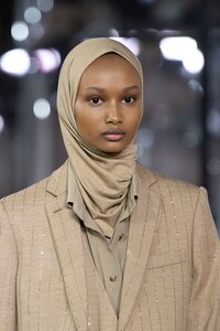 burberry_0148.thumb.jpg.2a10f304f85a4c4843cc382afefe71c7.jpg