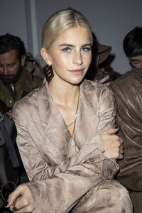 caroline-daur-fendi-fashion-show-2020-in-milan-01-13-2020-0.jpg