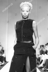 chado-by-ralph-rucci-fall-1998-show-new-york-shutterstock-editorial-6905653a.jpg