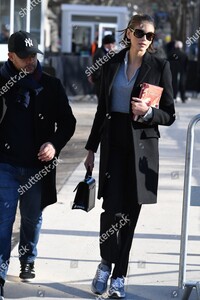 chanel-show-departures-spring-summer-haute-couture-fashion-week-paris-france-shutterstock-editorial-10531805a.thumb.jpg.b78ce4b722edd93d55075485f69aa686.jpg