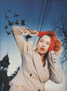 clare-mulholland-jacket-vivienne-westwood-the-birds-photography-nina-schultz-styling-seta-niland-the-face-no-77-february-1995-1545_o.thumb.jpg.ed2138cabf2aa04adc3dc11120dc937d.jpg