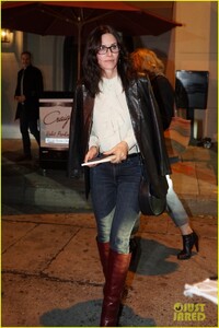 courteney-cox-craigs-dinner-friends-03.jpg