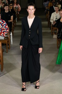 defile-awake-mode-printemps-ete-2020-londres-look-1.thumb.jpg.74d22f459a8d6355a7439e3b2b11f743.jpg