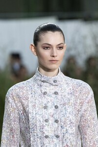 detail-defile-chanel-printemps-ete-2020-paris-detail-44.thumb.jpg.d682c3a57d00243260da0720abc4cd27.jpg