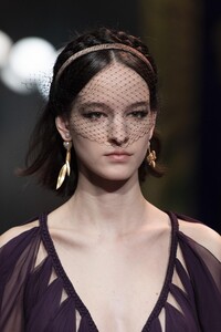 detail-defile-dior-printemps-ete-2020-paris-detail-150.thumb.jpg.5f7c9ec175b8ebc189bf6576799be653.jpg