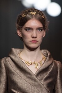 detail-defile-dior-printemps-ete-2020-paris-detail-64.thumb.jpg.780d7e810b8ec7de0c817ea497b48bf3.jpg