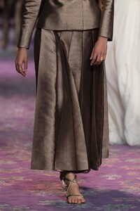 detail-defile-dior-printemps-ete-2020-paris-detail-69.thumb.jpg.a0061ae59558d5c0450fa2f6b31f36ae.jpg