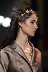 detail-defile-dior-printemps-ete-2020-paris-detail-71.thumb.jpg.ec3a86e600faaded70365dd8334cf423.jpg