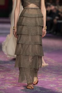 detail-defile-dior-printemps-ete-2020-paris-detail-76.thumb.jpg.5427606f26136ae1344cee1d861cd6b7.jpg