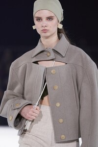 detail-defile-jacquemus-automne-hiver-2020-2021-paris-detail-48.thumb.jpg.5bf4d0f42be61ff5aa89dd9067747bc7.jpg