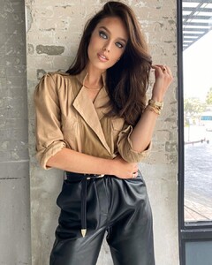 elizabethsulcer_80809810_176194373748710_861121505192379644_n.jpg