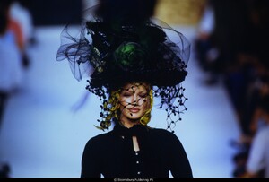fashion-photography-archive-image-work-image----batch35----fullSize----103702_103702-3_0122_fs.jpg.jpg