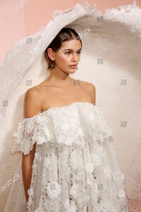 givenchy-show-backstage-spring-summer-2020-haute-couture-fashion-week-paris-france-shutterstock-editorial-10531210g.thumb.jpg.8bd3cfdcb0f5216b83b113002376dc70.jpg