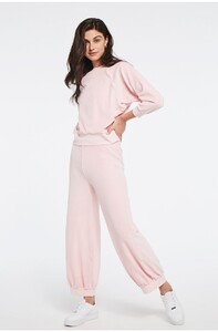 ias128-hw-excl-blush_13586.jpg