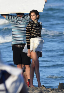 kaia-gerber-10.thumb.jpg.2764cf7608b222335ff86cdba119b28e.jpg