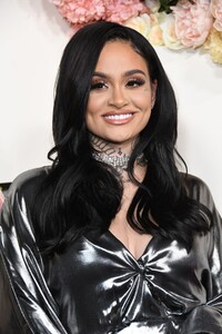 kehlani-at-3rd-annual-revolveawards-in-hollywood-11-15-2019-3.jpg