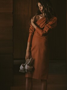 margaret-qualley-c-magazine-december-2019-photos-0.thumb.jpg.5749eb90b62255f0d7e2a72a12d318bc.jpg