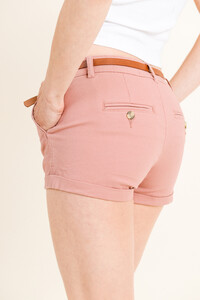 mauve-pink-mid-rise-belted-rolled-cuffed-hem-pocketed-chino-shorts__5.jpg