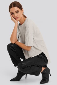 nakd_ribbed_oversized_tee_1100-002547-8671_01a.thumb.jpg.baea6f1411ab4b2574fddf8565edee97.jpg