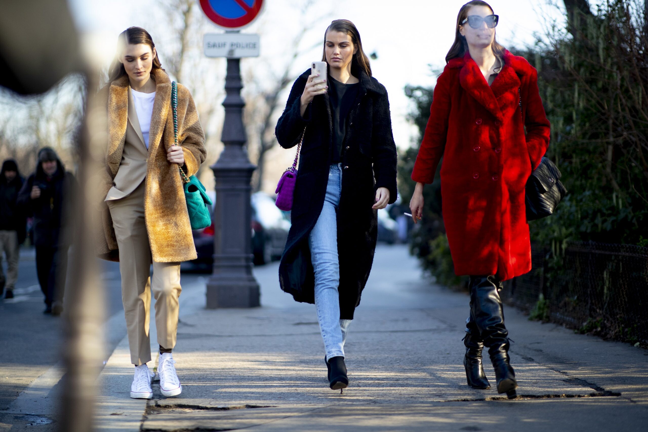 Какой сегодня одеться. Мода на улицах Парижа. Мода улиц Франции. Мода на улицах Италии. Мода на улицах Парижа 2022.