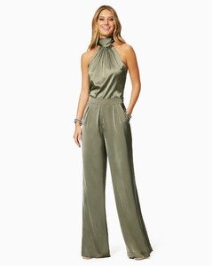 rtw_2020_02_s1_A0619500_satin_iris_pant_sage__12071_5000x@2x.jpg