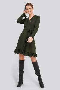trendyol_binding_detailed_dress_1494-002711-0052_01c.thumb.jpg.e12e9e0498204d86852503fe904eb97e.jpg