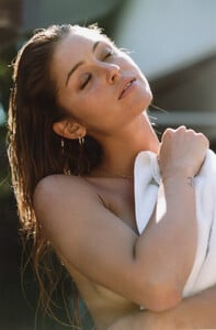 tumblr_ozaeci7Z8f1qe7ad5o1_1280.thumb.jpg.d6d0856b6ecb13f0a9f7b8174281d429.jpg