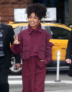 yara-shahidi-outside-build-series-in-nyc-01-14-2020-2.jpg