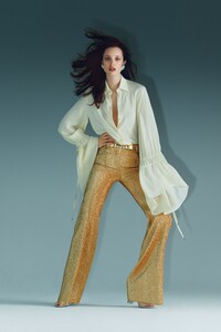 00002-FRANCOISE-FALL-20-RTW-CREDIT-IMAGE-GROUPE.thumb.jpg.227a3dc610061c5860e0e4e13126a402.jpg